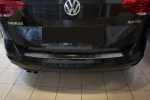 Kryt prahu zadních dveří Volkswagen Touran II - černý grafit