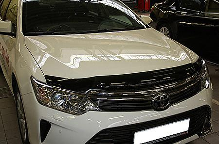 Plexi lišta přední kapoty Toyota Camry facelift