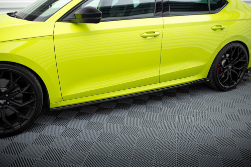 Boční prahové nástavce V.2 Škoda Octavia RS Mk4