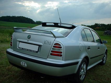 Křídlo Škoda Octavia