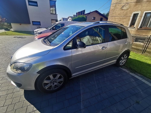 Plastové lemy blatníků Volkswagen Golf V Plus