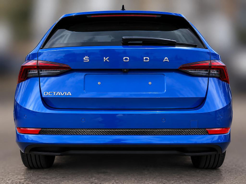 Lišta zadního nárazníku Škoda Octavia IV combi - imitace carbonu