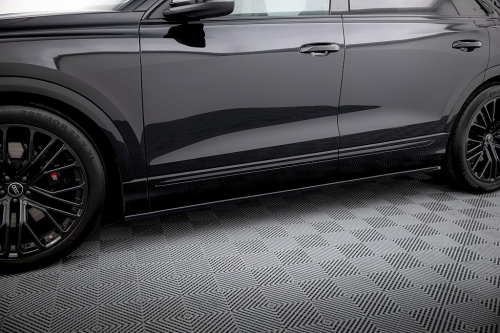 Nástavky prahů V.1 Audi Q8 S-line / SQ8 Mk1 Facelift // V.1 Audi Q8 Mk1 Facelift // V.1 Audi Q8 / Q8 S-line / SQ8 Mk1 