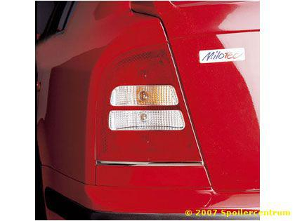 Lišty zadních světel - spodní Škoda Octavia