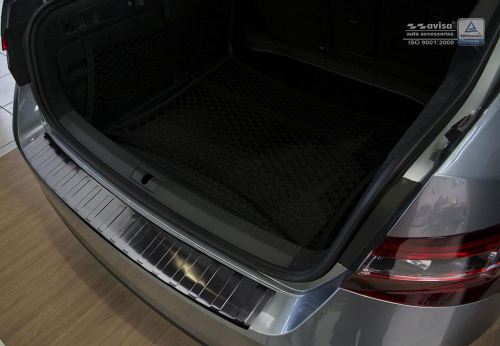 Kryt prahu zadních dveří Škoda Superb III liftback - černý grafit