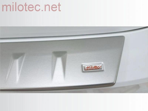 Kryt prahu pátých dveří - Alu Brush - matný Škoda Superb IV limousine