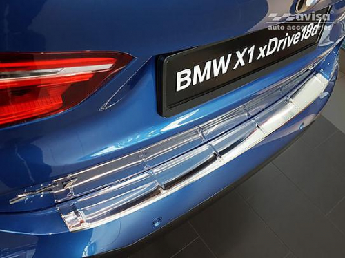 Kryt prahu zadních dveří BMW X1 F48 M-paket