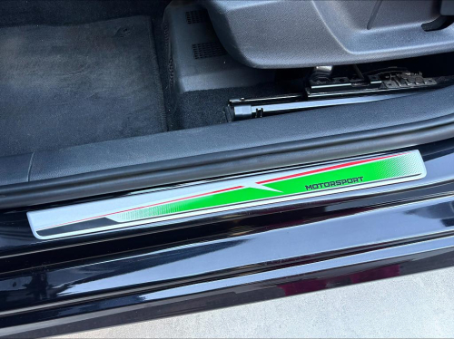 Dekorativní kryty prahů s nápisem MOTORSPORT pro Škoda Octavia - stříbrná/ zelená