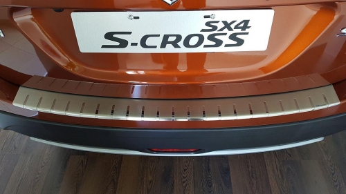 Kryt prahu pátých dveří - nerez SUZUKI SX 4 S-CROSS