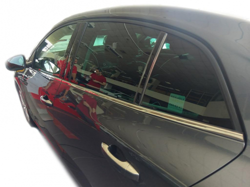 Nerez chrom lišty spodní hrany oken Renault Megane IV