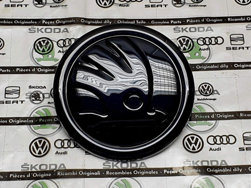Přední nebo zadní emblém CRYSTAL BLACK (F9X) Škoda Octavia III