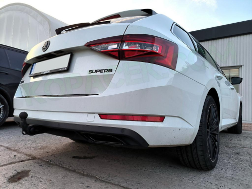 Atrapy výfuku RS-STYLE RS230 Škoda Superb III 