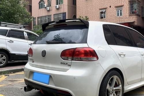 Střešní křídlo Volkswagen Golf VI