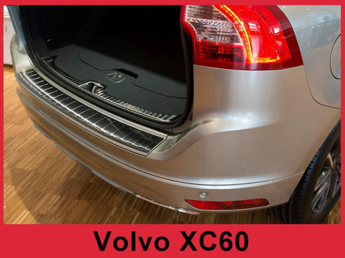 Kryt prahu zadních dveří Volvo XC60 - černý grafit