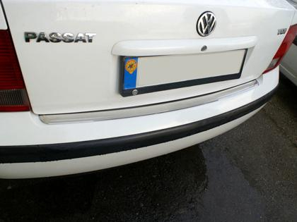 Kryt prahu pátých dveří nerez Volkswagen Passat