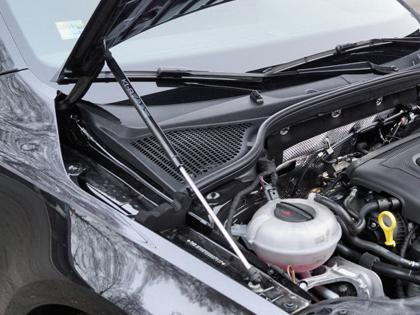 Vzpěra kapoty Škoda Octavia 3