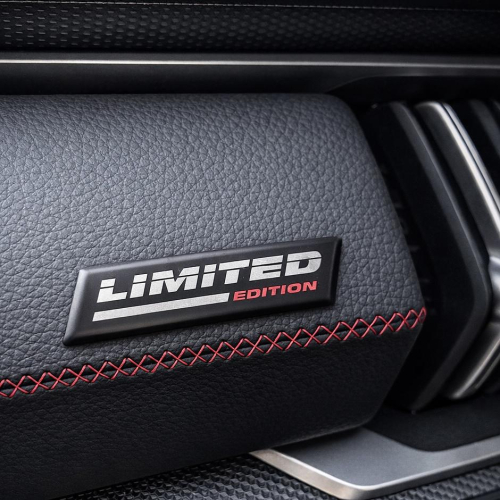 Samolepící interierový štítek Limited Edition - černý
