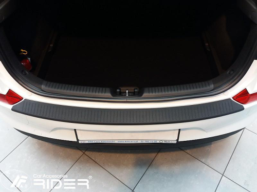 Plastový kryt zadního nárazníku Hyundai i30 