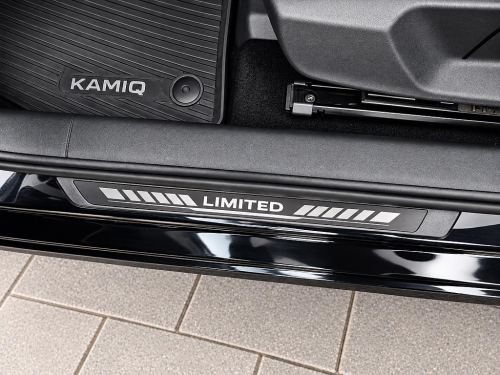 Dekorativní kryty prahů s nápisem LIMITED pro Škoda Kamiq - černá/ šedá