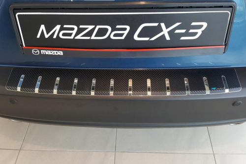 Kryt prahu pátých dveří - nerez+karbon Mazda CX-3