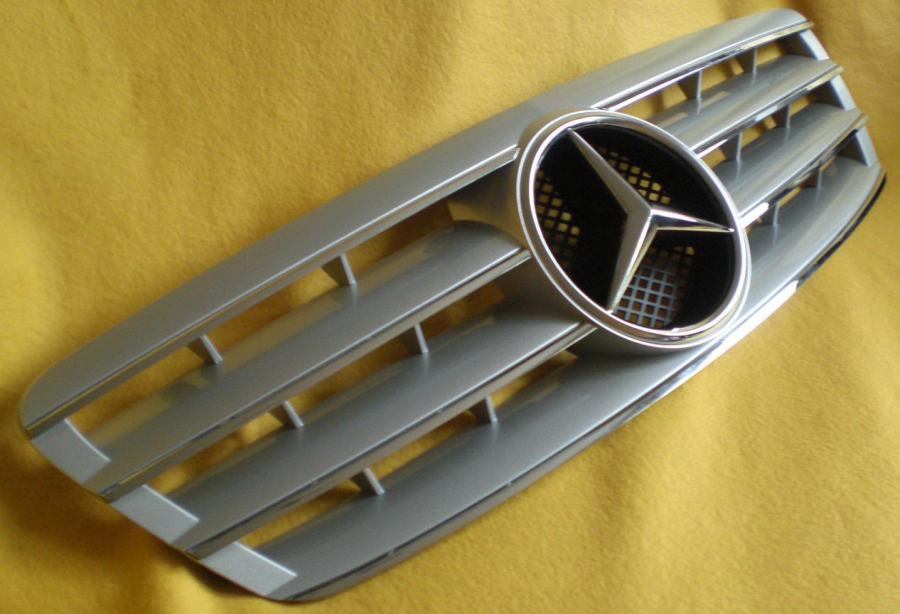 Sportovní maska Mercedes C Class W203, stříbrnáchrom